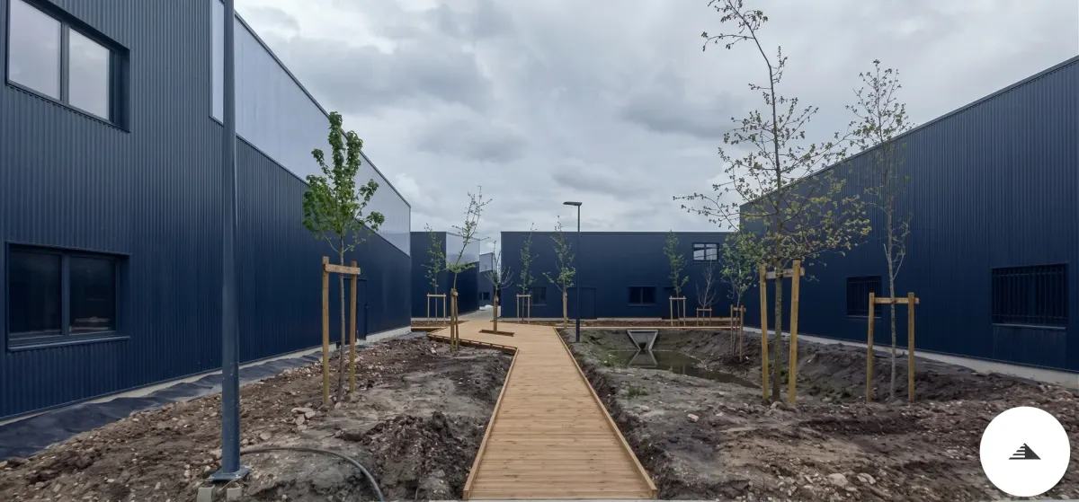 Atelier menuiserie sur mesure — Espace de stockage et préparation des réalisations bois de l'atelier Gonzalez Agencement à Mérignac | Gonzalez Agencement
