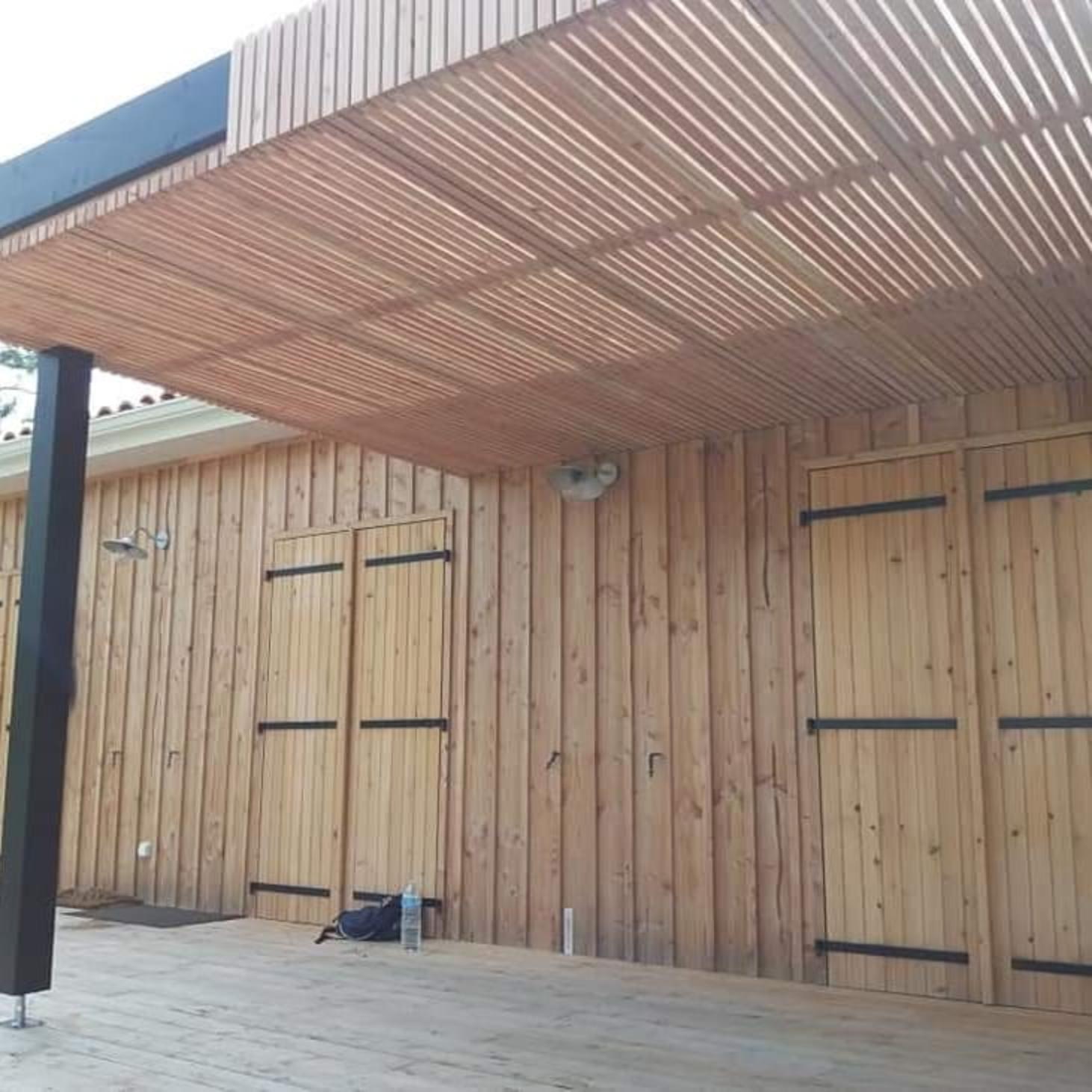 Création d'une pergola, bardage + terrasse !