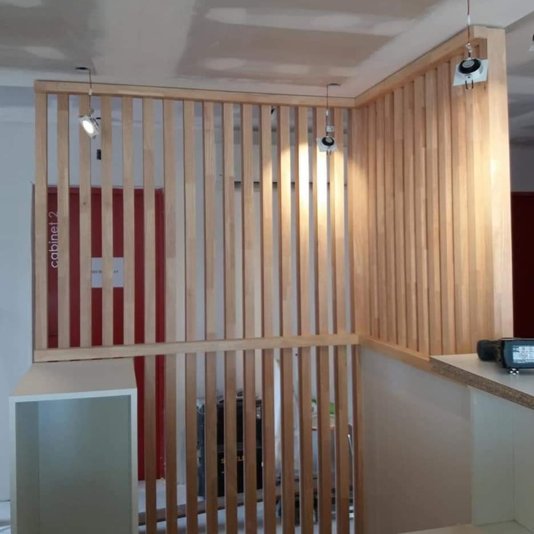 Claustra ajouré pour comptoir d accueil ! - photo 3